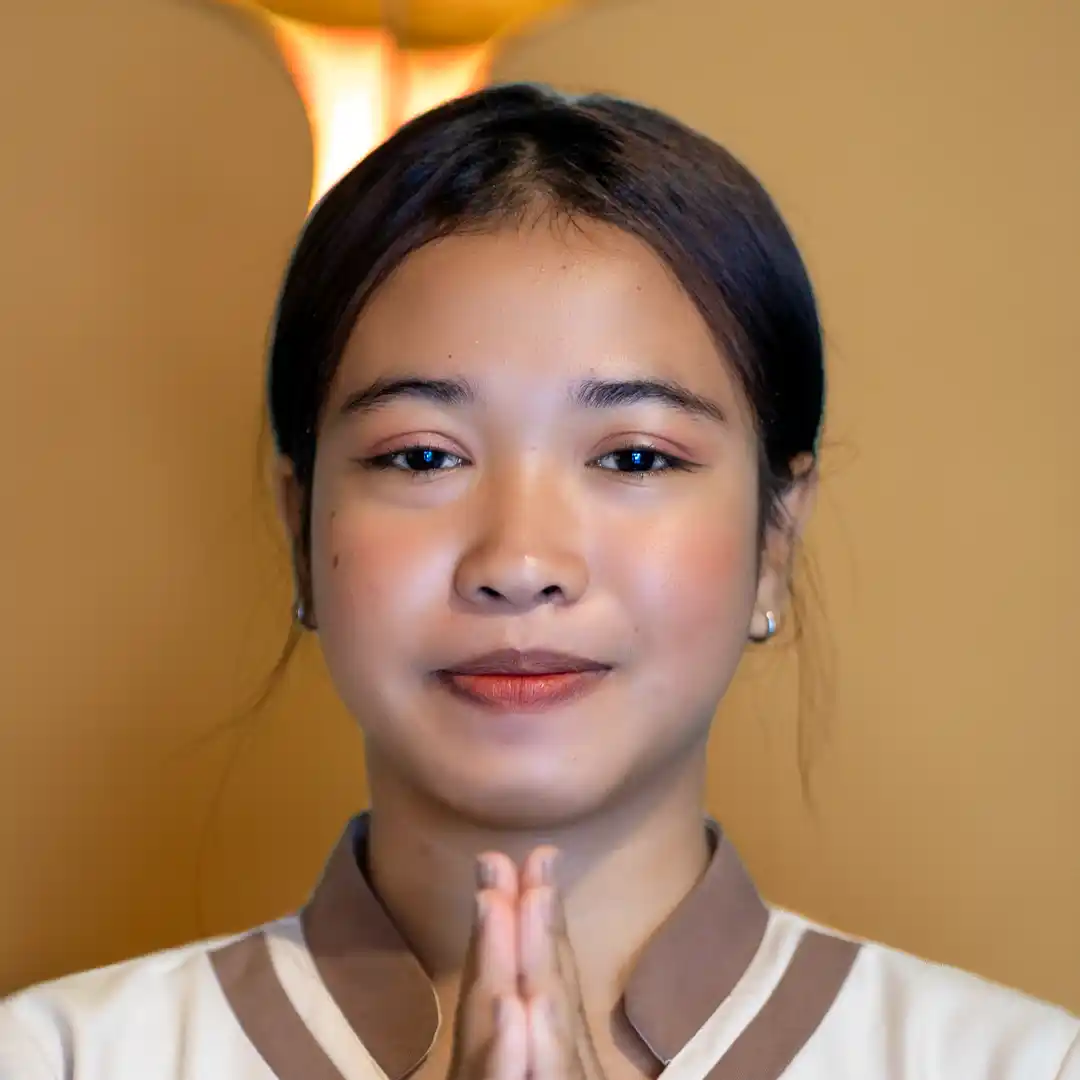 Kanha, Golden Hands therapist